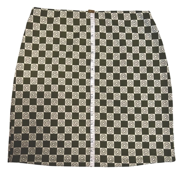 Belle du jour Double Knit Pull-on Skirt Juniors Medium - Picture 4 of 9